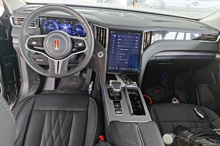Used Hongqi HS7 PHEV 2024 2.0T PHEV Four-Wheel Drive Flagship Edition 7 Seats Center Console