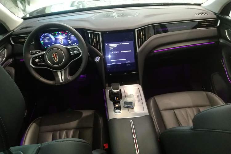 Used Hongqi HS7 PHEV 2024 2.0T PHEV Four-Wheel Drive Flagship Edition 7 Seats Center Console