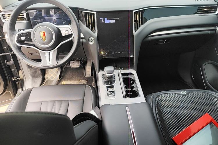 Used Hongqi HS7 PHEV 2024 2.0T PHEV Four-Wheel Drive Flagship Edition 6 Seats Center Console