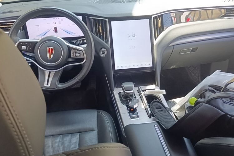 Used Hongqi HS7 PHEV 2024 2.0T PHEV Four-Wheel Drive Flagship Edition 6 Seats Center Console