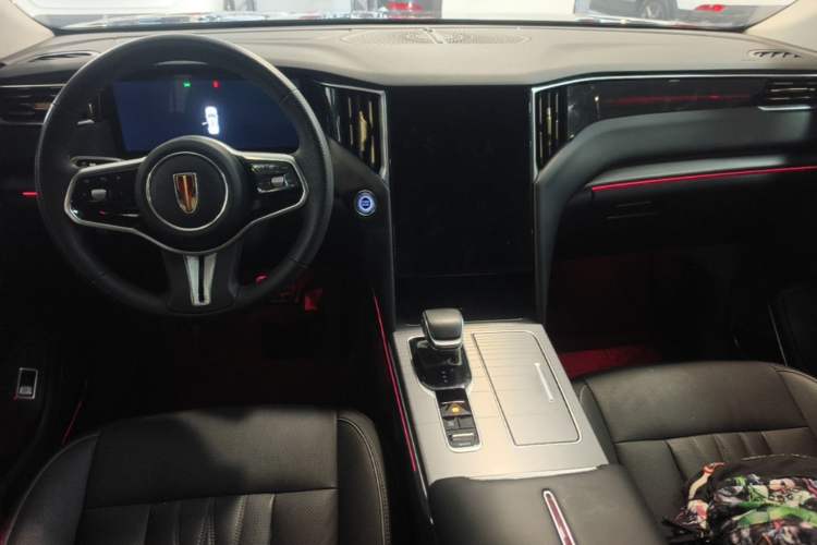 Used Hongqi HS7 PHEV 2024 2.0T PHEV Four-Wheel Drive Flagship Edition 6 Seats Center Console