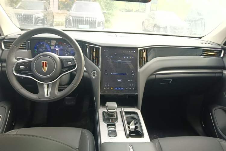 Used Hongqi HS7 PHEV 2024 2.0T PHEV Four-Wheel Drive Flagship Edition 6 Seats Center Console