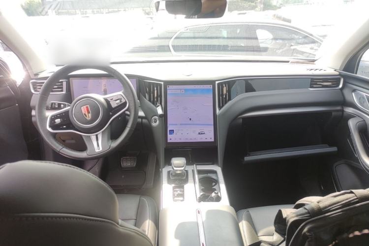 Used Hongqi HS7 PHEV 2024 2.0T PHEV Four-Wheel Drive Flagship Edition 6 Seats Center Console