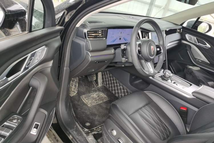 Used Hongqi HS7 PHEV 2024 2.0T PHEV Four-Wheel Drive Flagship Edition 7 Seats Driver Seat