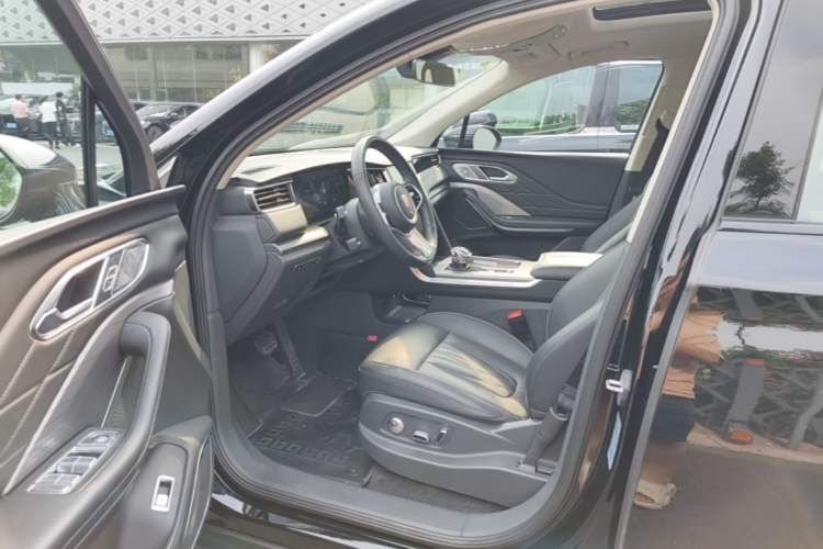 Used Hongqi HS7 PHEV 2024 2.0T PHEV Four-Wheel Drive Flagship Edition 6 Seats Driver Seat