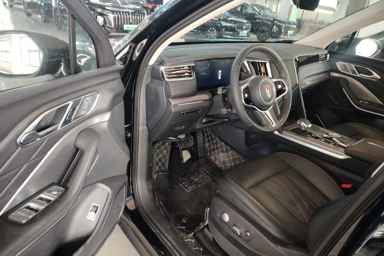Used Hongqi HS7 PHEV 2024 2.0T PHEV Four-Wheel Drive Flagship Edition 7 Seats Driver Seat