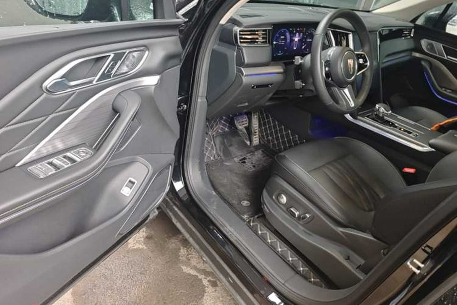 Used Hongqi HS7 PHEV 2024 2.0T PHEV Four-Wheel Drive Flagship Edition 7 Seats Driver Seat