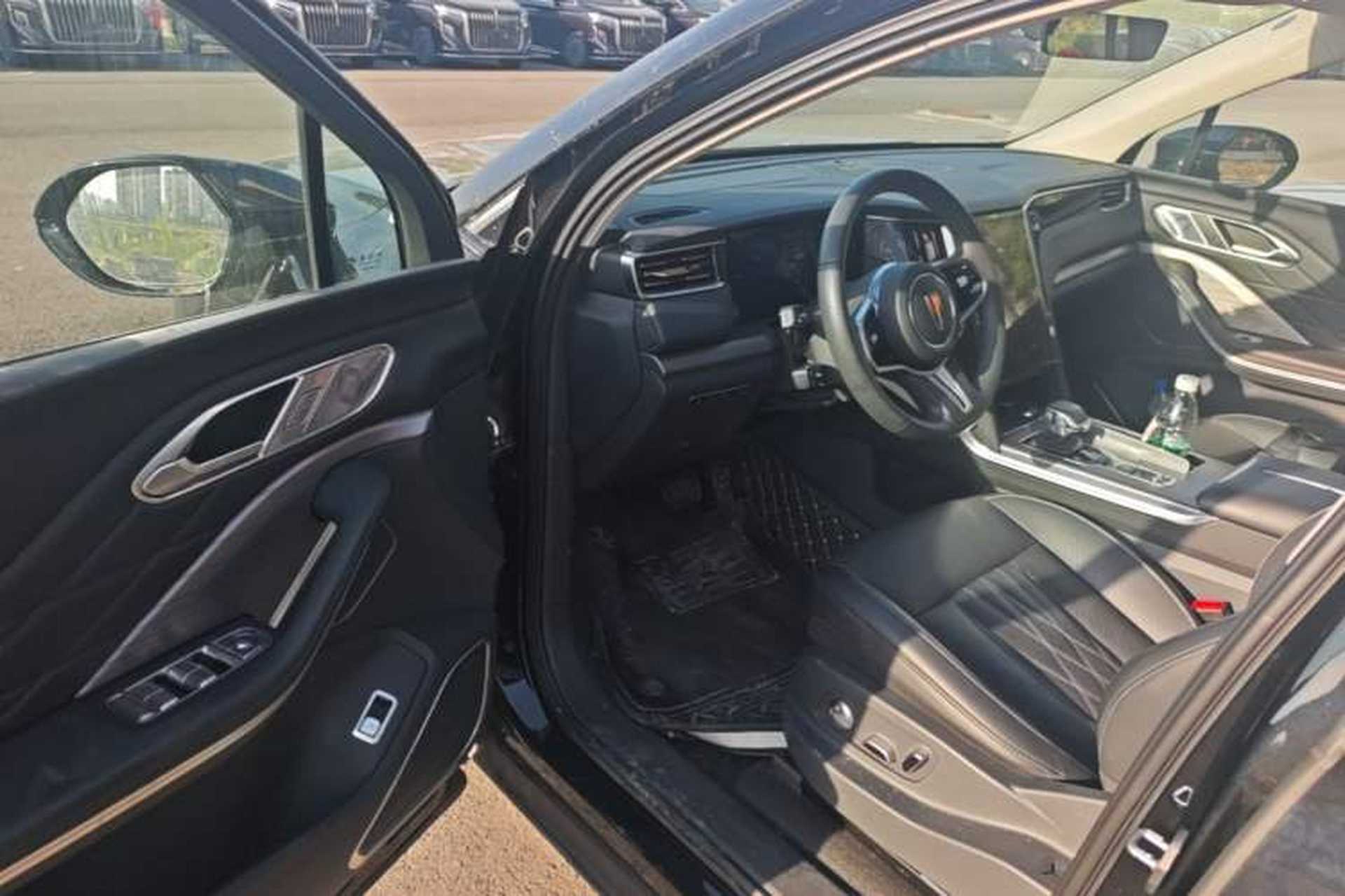 Used Hongqi HS7 PHEV 2024 2.0T PHEV Four-Wheel Drive Flagship Edition 7 Seats Driver Seat