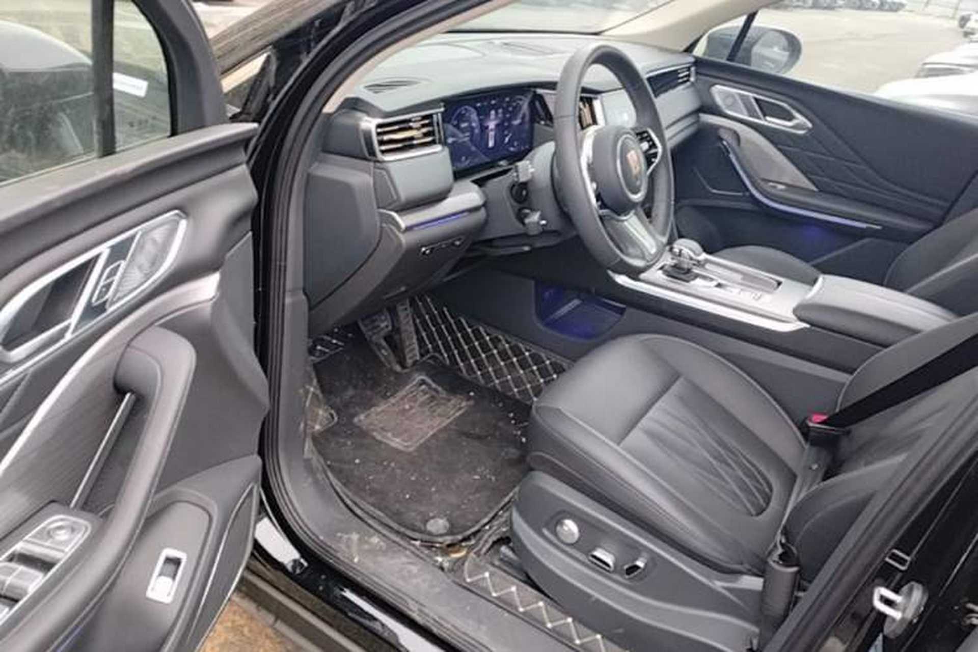 Used Hongqi HS7 PHEV 2024 2.0T PHEV Four-Wheel Drive Flagship Edition 6 Seats Driver Seat