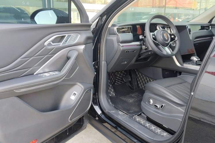 Used Hongqi HS7 PHEV 2024 2.0T PHEV Four-Wheel Drive Flagship Edition 6 Seats Driver Seat