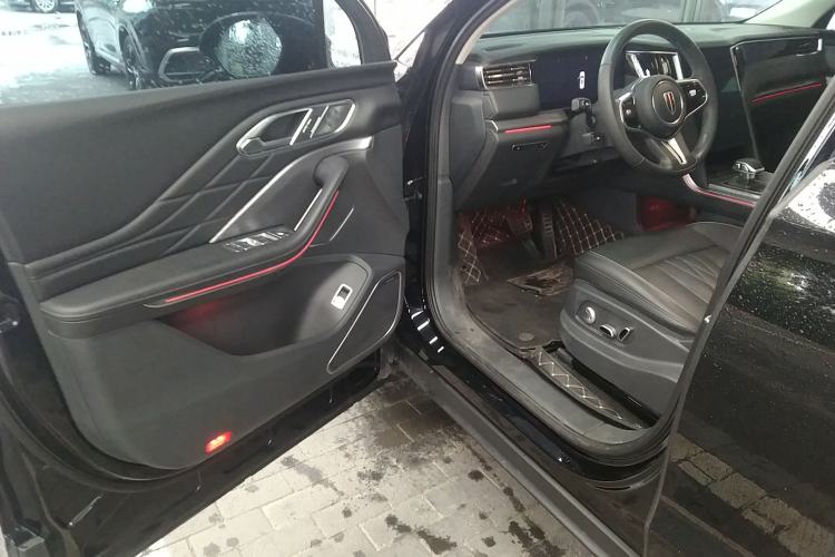 Used Hongqi HS7 PHEV 2024 2.0T PHEV Four-Wheel Drive Flagship Edition 6 Seats Driver Seat