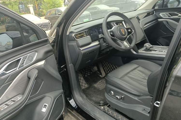 Used Hongqi HS7 PHEV 2024 2.0T PHEV Four-Wheel Drive Flagship Edition 7 Seats Driver Seat