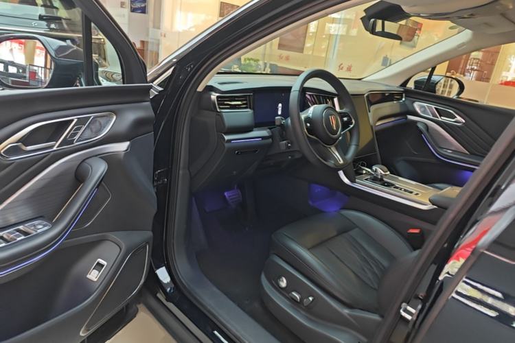 Used Hongqi HS7 PHEV 2024 2.0T PHEV Two-Wheel Drive Flagship Edition 6 Seats Driver Seat