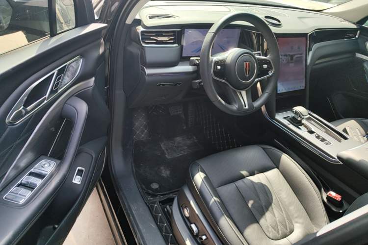 Used Hongqi HS7 PHEV 2024 2.0T PHEV Four-Wheel Drive Flagship Edition 6 Seats Driver Seat