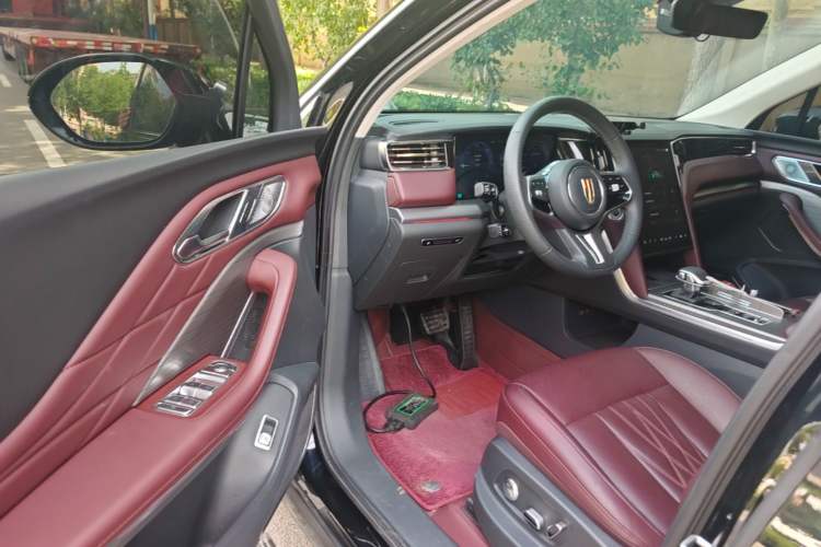 Used Hongqi HS7 PHEV 2024 2.0T PHEV Four-Wheel Drive Flagship Edition 7 Seats Driver Seat