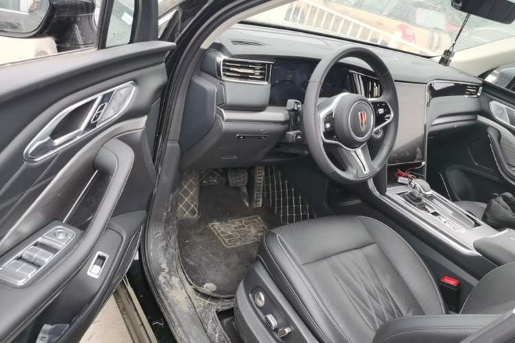 Used Hongqi HS7 PHEV 2024 2.0T PHEV Four-Wheel Drive Flagship Edition 7 Seats Driver Seat