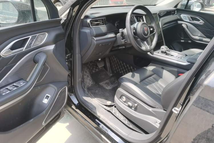 Used Hongqi HS7 PHEV 2024 2.0T PHEV Four-Wheel Drive Flagship Edition 7 Seats Driver Seat