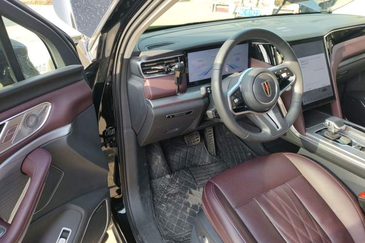 Used Hongqi HS7 PHEV 2024 2.0T PHEV Two-Wheel Drive Flagship Edition 6 Seats Driver Seat