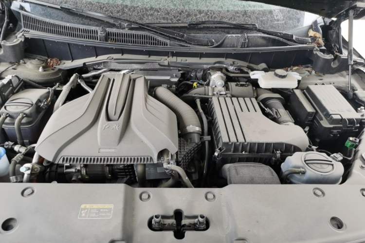 Used Hongqi HS7 PHEV 2024 2.0T PHEV Four-Wheel Drive Flagship Edition 7 Seats Engine Bay