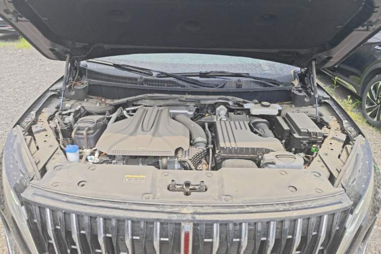 Used Hongqi HS7 PHEV 2024 2.0T PHEV Four-Wheel Drive Flagship Edition 7 Seats Engine Bay