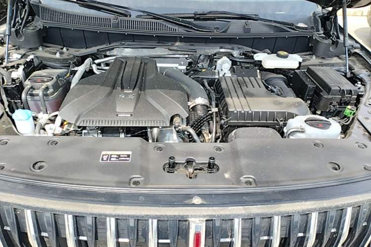 Used Hongqi HS7 PHEV 2024 2.0T PHEV Four-Wheel Drive Flagship Edition 7 Seats Engine Bay