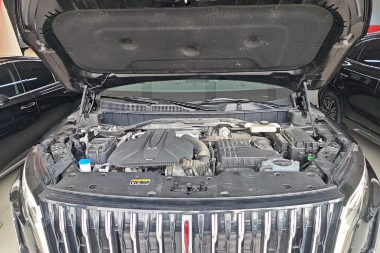 Used Hongqi HS7 PHEV 2024 2.0T PHEV Four-Wheel Drive Flagship Edition 7 Seats Engine Bay