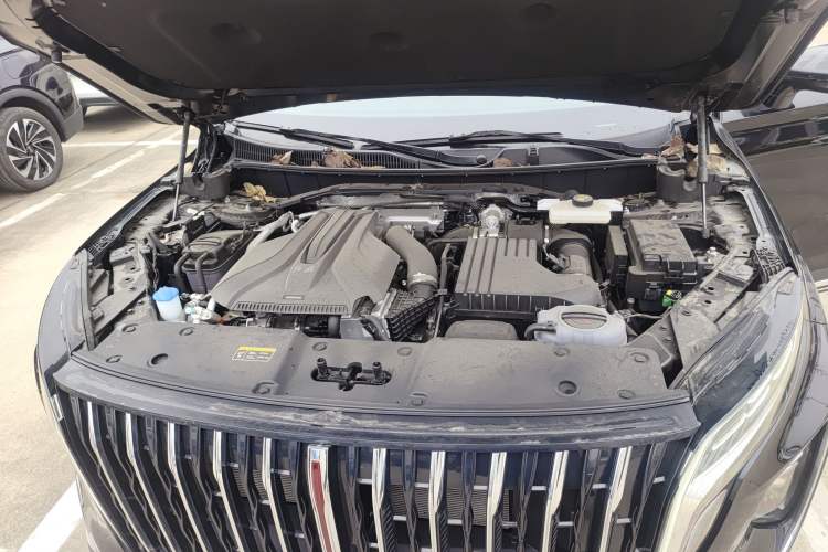 Used Hongqi HS7 PHEV 2024 2.0T PHEV Four-Wheel Drive Flagship Edition 7 Seats Engine Bay