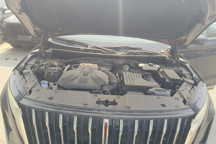 Used Hongqi HS7 PHEV 2024 2.0T PHEV Four-Wheel Drive Flagship Edition 6 Seats Engine Bay