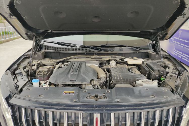 Used Hongqi HS7 PHEV 2024 2.0T PHEV Four-Wheel Drive Flagship Edition 6 Seats Engine Bay