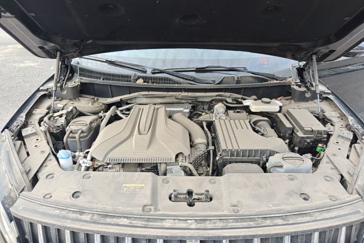 Used Hongqi HS7 PHEV 2024 2.0T PHEV Four-Wheel Drive Flagship Edition 6 Seats Engine Bay
