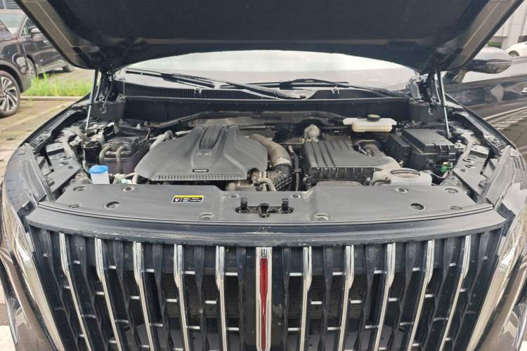 Used Hongqi HS7 PHEV 2024 2.0T PHEV Four-Wheel Drive Flagship Edition 6 Seats Engine Bay