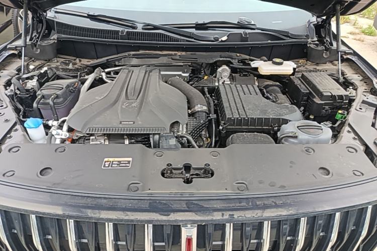 Used Hongqi HS7 PHEV 2024 2.0T PHEV Four-Wheel Drive Flagship Edition 7 Seats Engine Bay