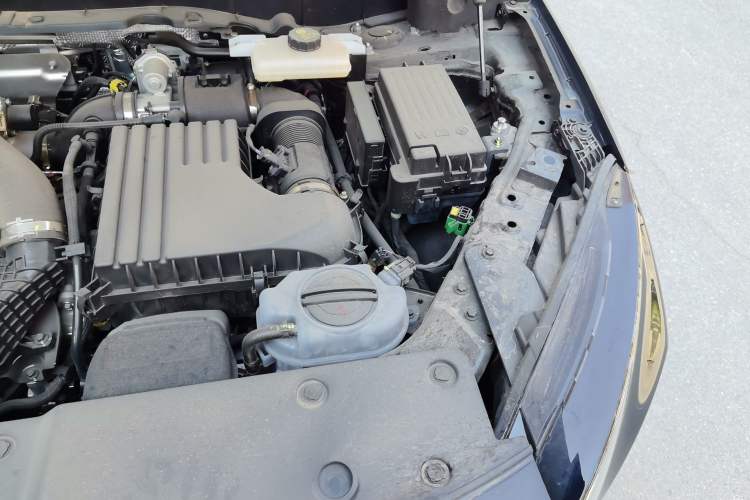 Used Hongqi HS7 PHEV 2024 2.0T PHEV Two-Wheel Drive Flagship Edition 6 Seats Engine Bay Left