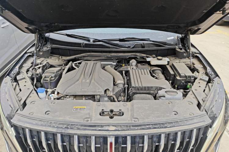 Used Hongqi HS7 PHEV 2024 2.0T PHEV Four-Wheel Drive Flagship Edition 7 Seats Engine Bay
