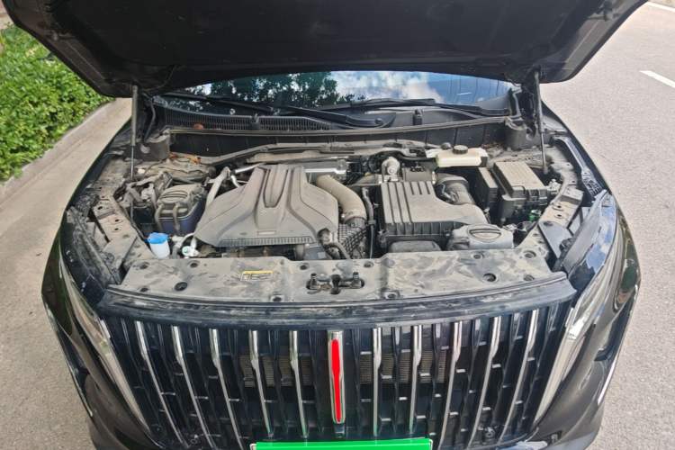 Used Hongqi HS7 PHEV 2024 2.0T PHEV Four-Wheel Drive Flagship Edition 7 Seats Engine Bay