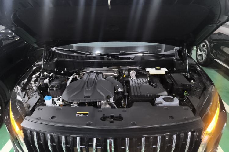 Used Hongqi HS7 PHEV 2024 2.0T PHEV Two-Wheel Drive Flagship Edition 6 Seats Engine Bay