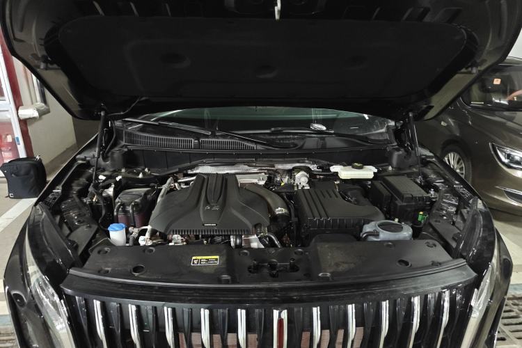 Used Hongqi HS7 PHEV 2024 2.0T PHEV Two-Wheel Drive Flagship Edition 6 Seats Engine Bay