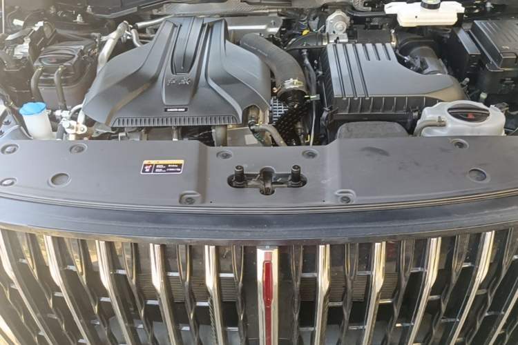 Used Hongqi HS7 PHEV 2024 2.0T PHEV Four-Wheel Drive Flagship Edition 6 Seats Engine Bay