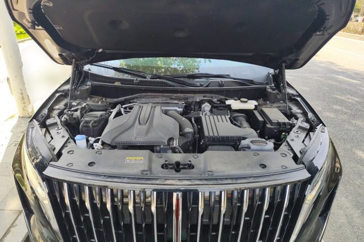 Used Hongqi HS7 PHEV 2024 2.0T PHEV Four-Wheel Drive Flagship Edition 7 Seats Engine Bay