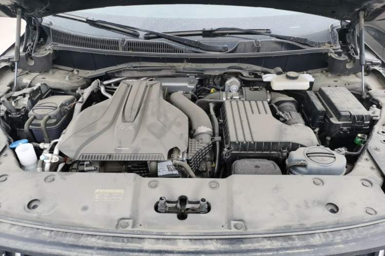 Used Hongqi HS7 PHEV 2024 2.0T PHEV Four-Wheel Drive Flagship Edition 7 Seats Engine Bay