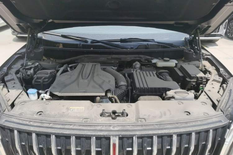 Used Hongqi HS7 PHEV 2024 2.0T PHEV Four-Wheel Drive Flagship Edition 7 Seats Engine Bay
