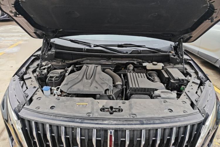 Used Hongqi HS7 PHEV 2024 2.0T PHEV Four-Wheel Drive Flagship Edition 6 Seats Engine Bay