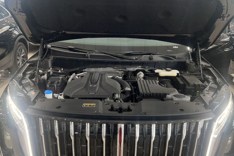Used Hongqi HS7 PHEV 2024 2.0T PHEV Four-Wheel Drive Flagship Edition 6 Seats Engine Bay