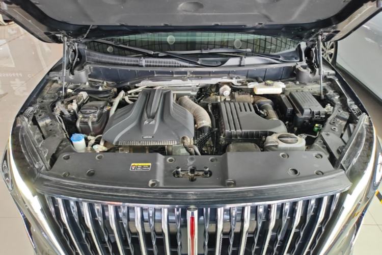 Used Hongqi HS7 PHEV 2024 2.0T PHEV Four-Wheel Drive Flagship Edition 6 Seats Engine Bay