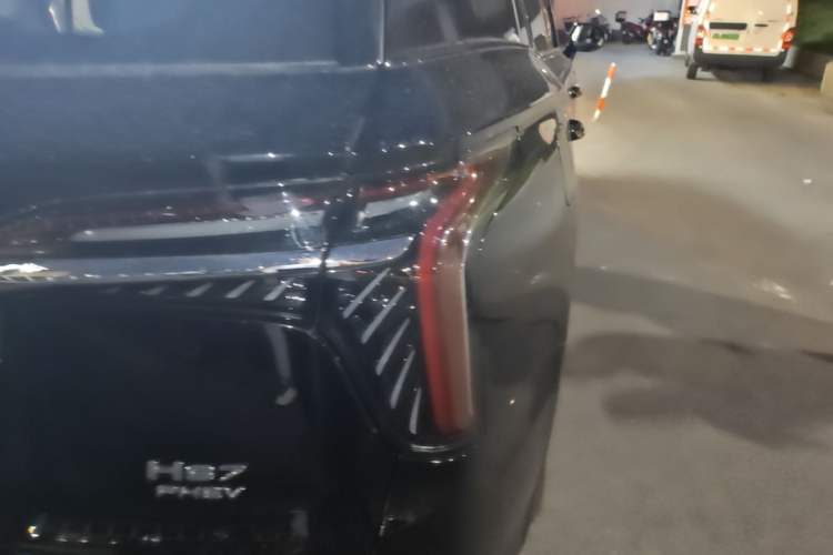 Used Hongqi HS7 PHEV 2024 2.0T PHEV Four-Wheel Drive Flagship Edition 6 Seats Exterior 1