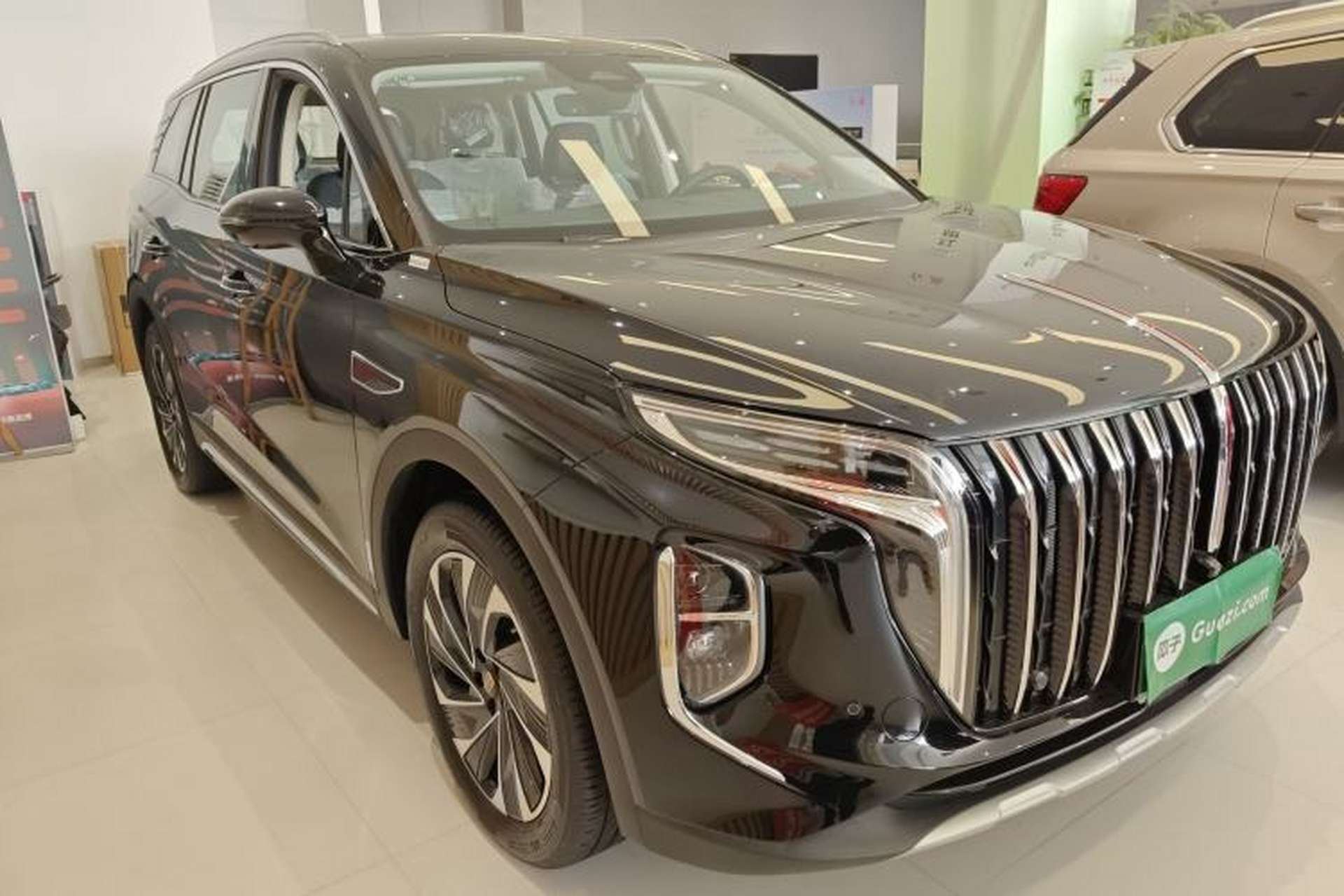 Used Hongqi HS7 PHEV 2024 2.0T PHEV Two-Wheel Drive Flagship Edition 6 Seats Exterior 2