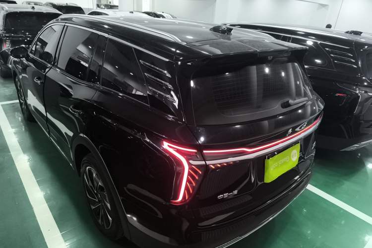 Used Hongqi HS7 PHEV 2024 2.0T PHEV Two-Wheel Drive Flagship Edition 6 Seats Exterior 2