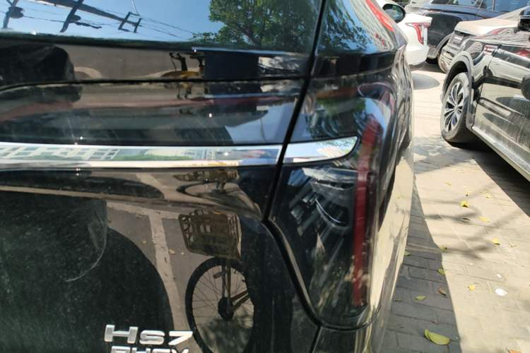 Used Hongqi HS7 PHEV 2024 2.0T PHEV Four-Wheel Drive Flagship Edition 7 Seats Exterior 3