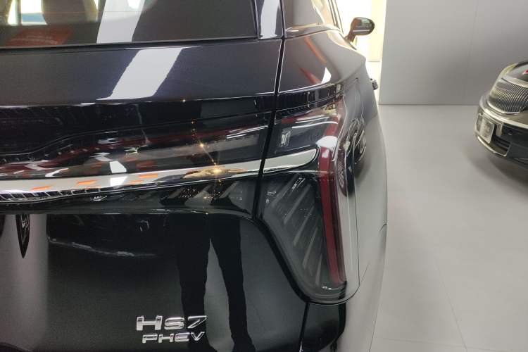 Used Hongqi HS7 PHEV 2024 2.0T PHEV Four-Wheel Drive Flagship Edition 6 Seats Exterior 3