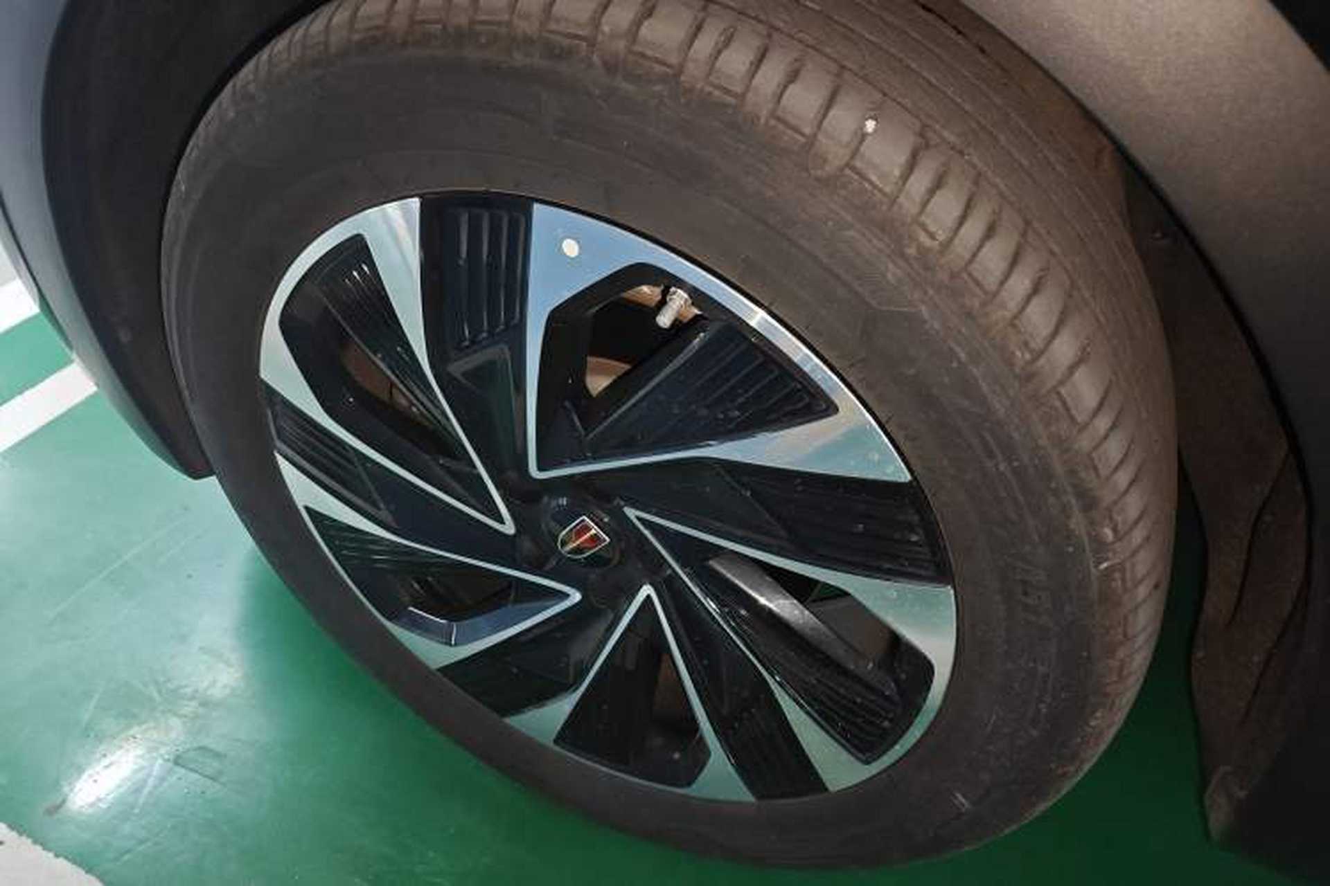 Used Hongqi HS7 PHEV 2024 2.0T PHEV Four-Wheel Drive Flagship Edition 6 Seats Exterior 3